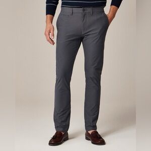 J Crew men’s 484 Slim-fit tech pant gray Size 34 X 32 NWT